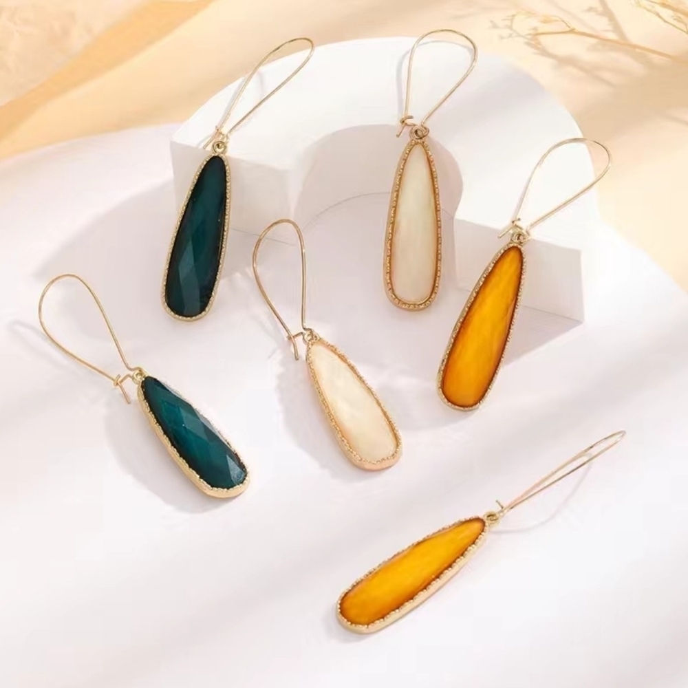 🍒 NWT 18K SET OF  GOLD EARRINGS